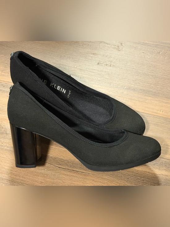 Anne Klein Shoes - Anne Klein iFlex Black Stretch Fabric Block Heel Pumps Size 8.5 Comfort Shoes